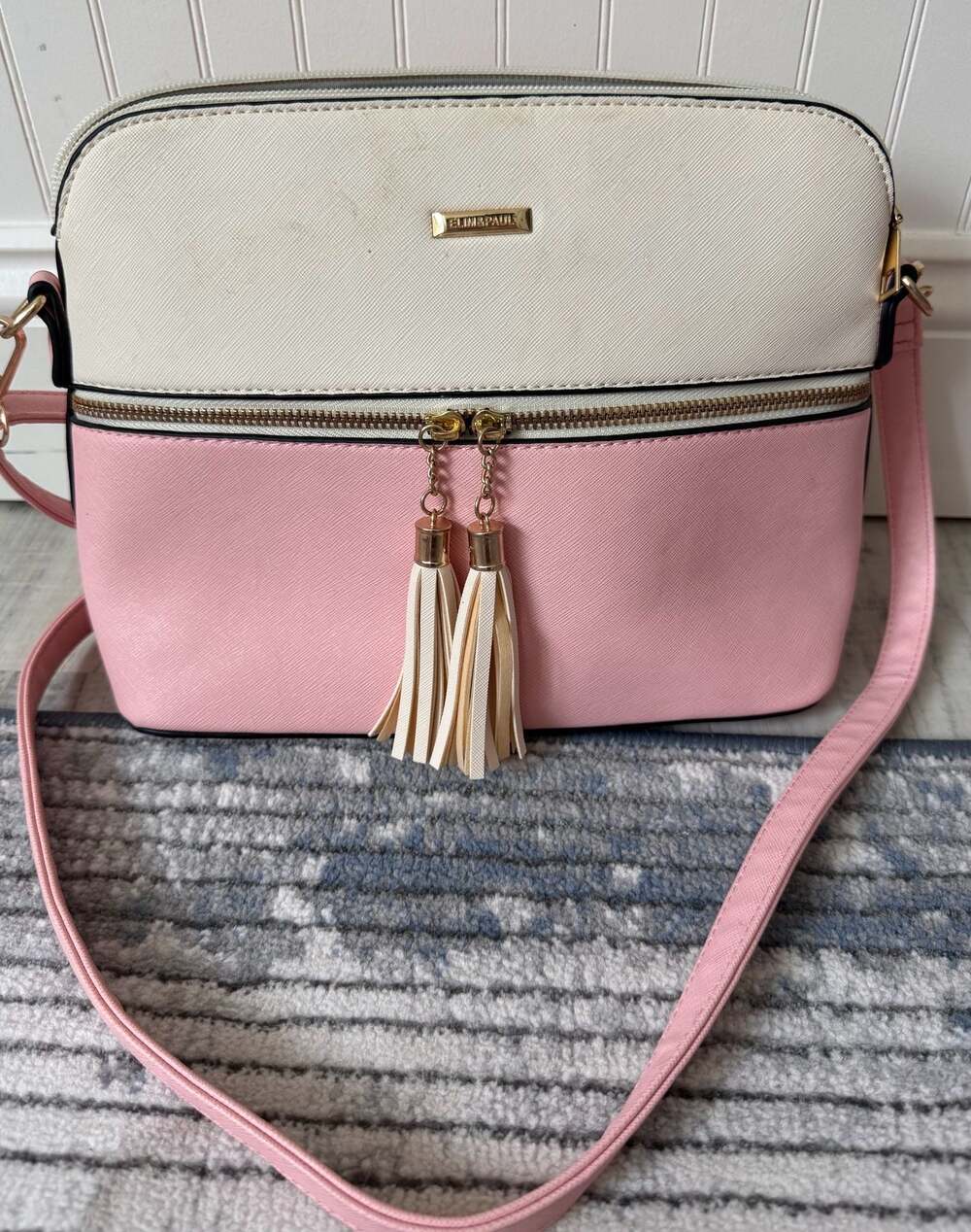 ELIM&PAUL Two-Tone Pink and White Tassel Crossbody Bag